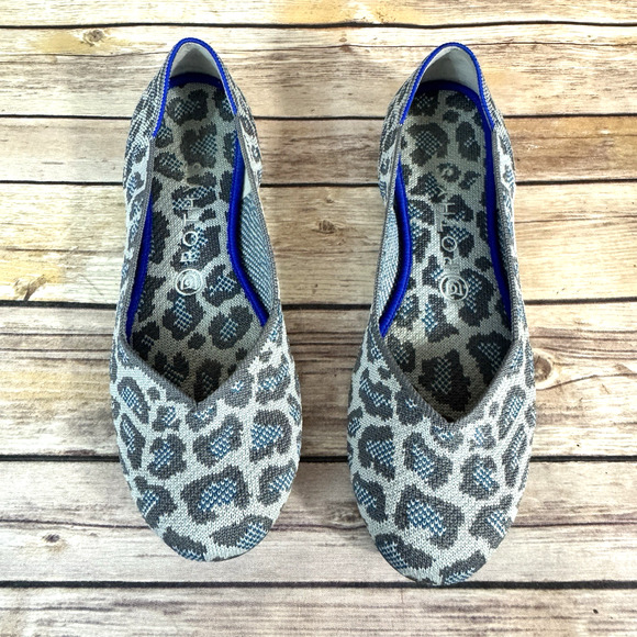 Rothys Womens Gray Blue Leopard Round Toe Flat Casaul Comfort Shoes Size 8.5 - Picture 3 of 10